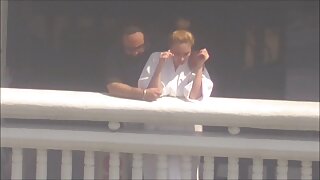 Татуйований приятель жорстко полірує подивитися відео секс жопу карколомної мілфи-блондинки