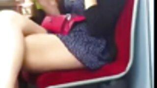 Руду японку Еренові Айхару без цицьок, відео про порно з кляпом у роті і пов'язану, дражнять іграшкою