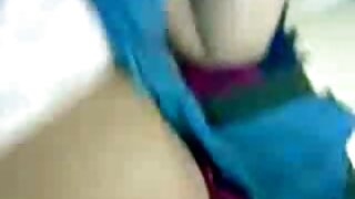 Грудаста милашка з волоссям кольору воронова крила отримала одночасне руйнування свого рота і кицьки безплатне відео про секс